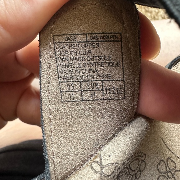 Taos Footwear Women's Tan Sandals w/Floral Pattern Crisscross Straps Double Band - Picture 2 of 8